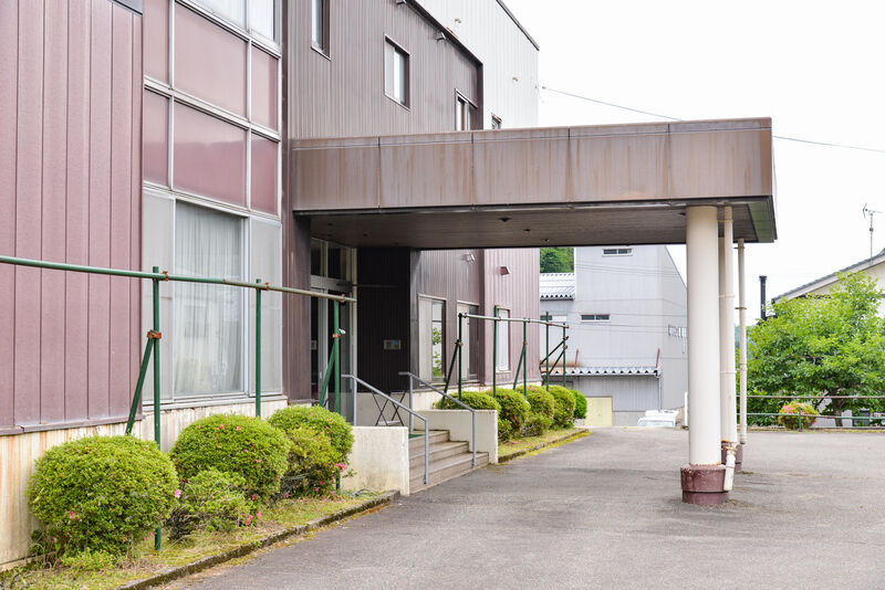 栃尾セレモニーホール　宝楼閣 入り口