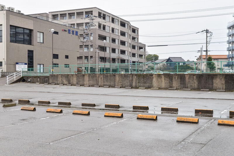 泉が丘紫雲閣 駐車場