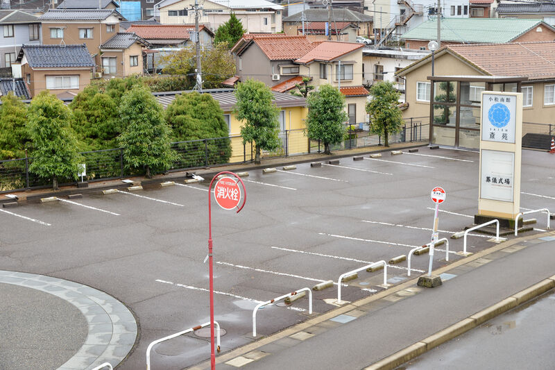 セレモニーホール斎苑　小松南館 駐車場