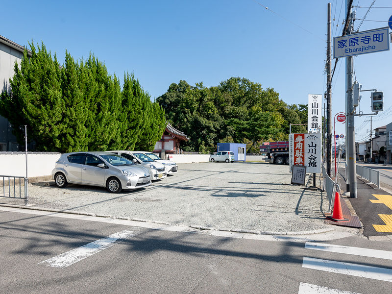 山川会館 駐車場