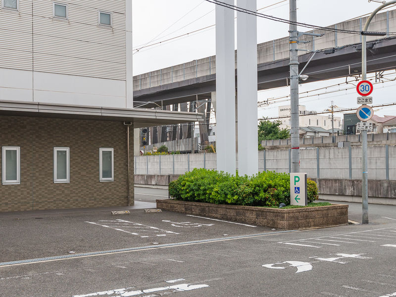 鶴見典礼会館 駐車場2