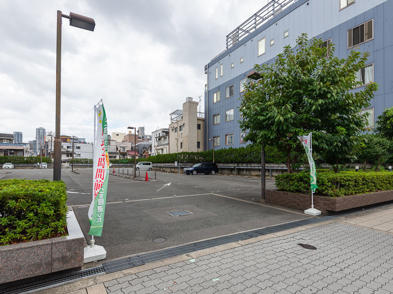 大阪法宴会館 駐車場
