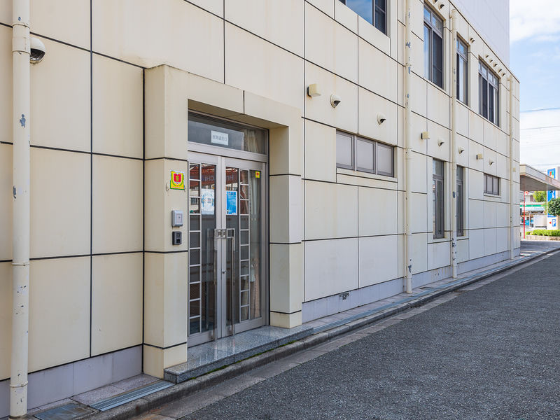 メイプルホール淀川 入口2