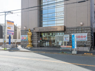 泉屋 高井田メモリアルホール