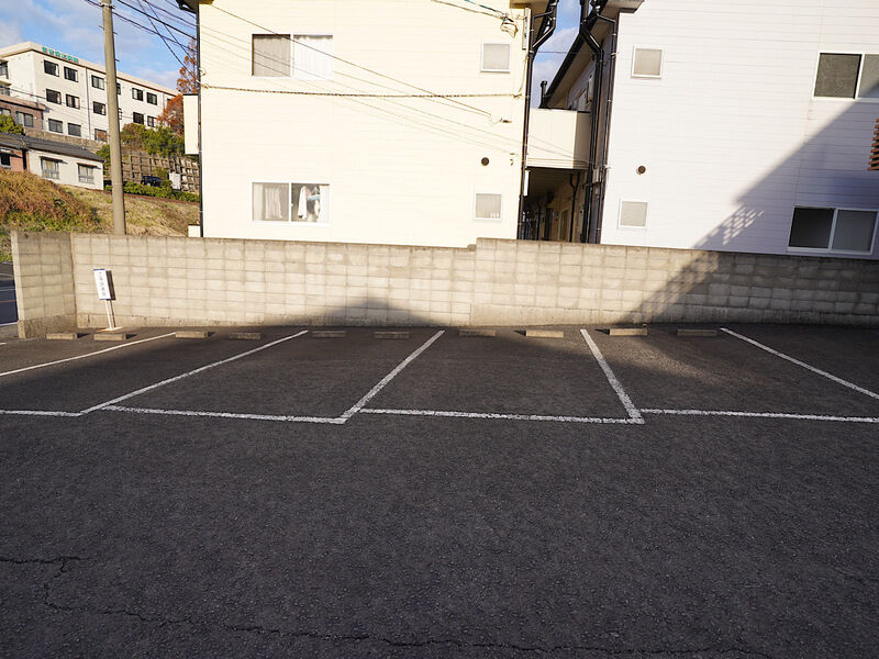 北部中里典礼会館 駐車場2