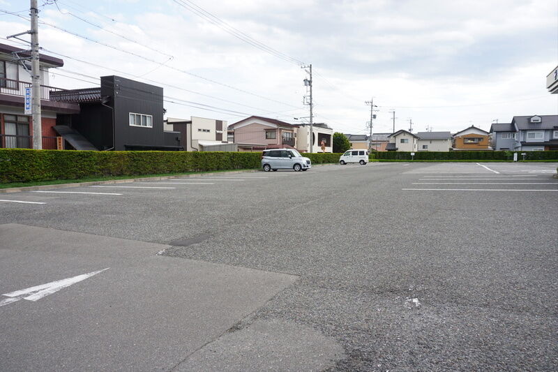 虹のホール駒ヶ根 駐車場