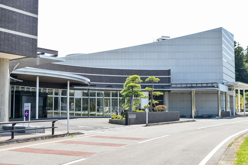 登米市火葬場 外観２