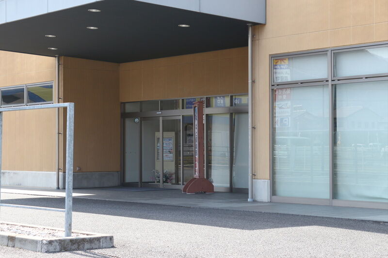 戸倉ホール 入口