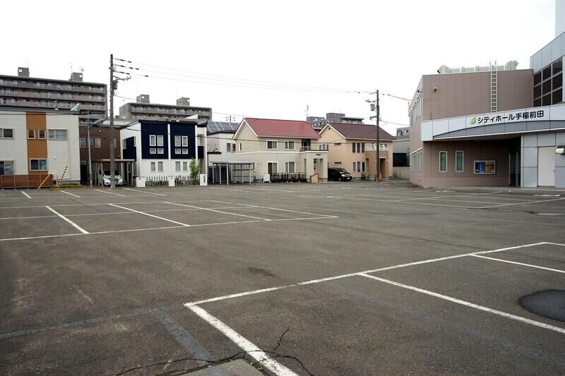 シティホール手稲前田 駐車場