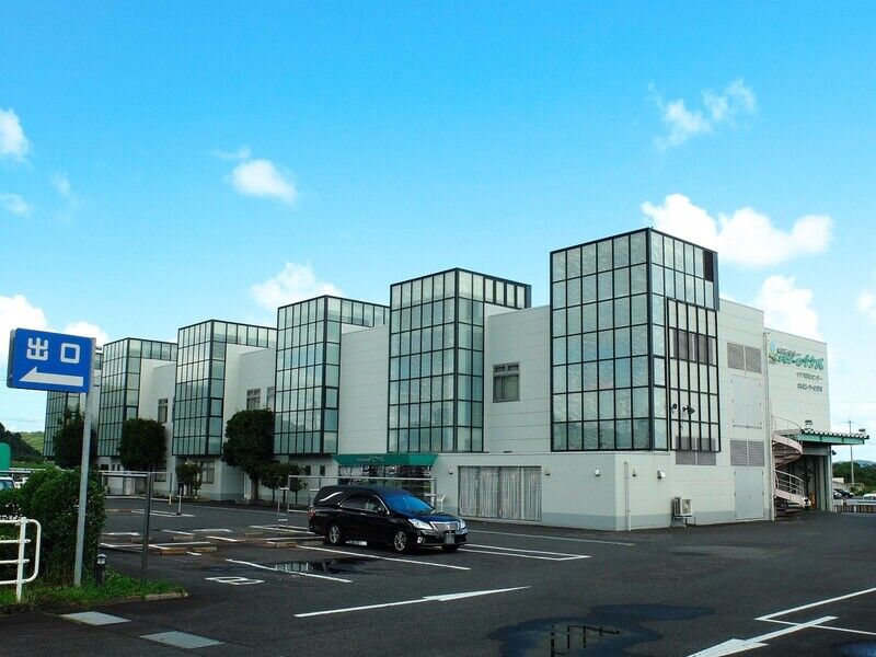 セレモニーホールメモワールイナバ 外観