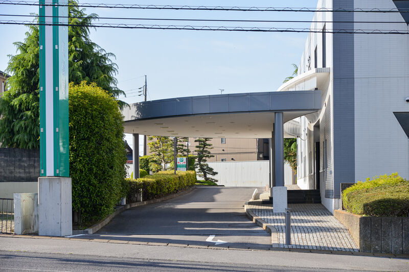 さがみ典礼 若松原 入り口
