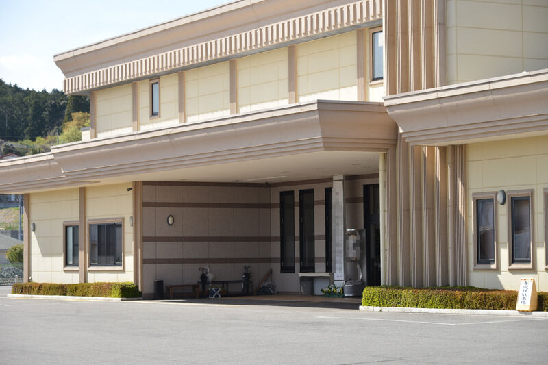 黒川ホール新鹿沼店 外観２