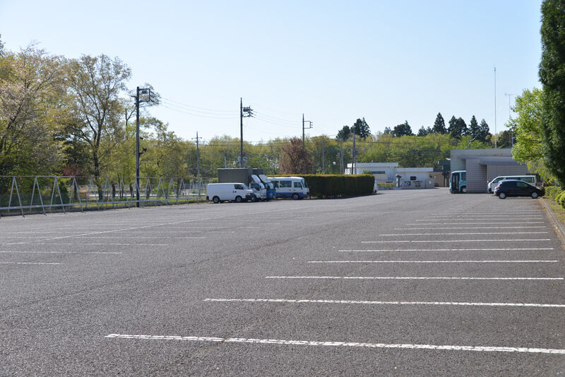 八州会館 駐車場
