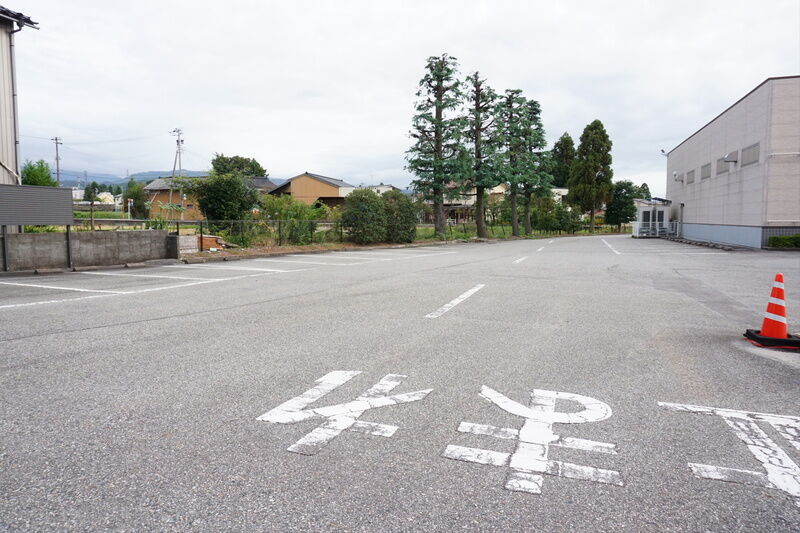 ホールみうらセレーノ チュ車上
