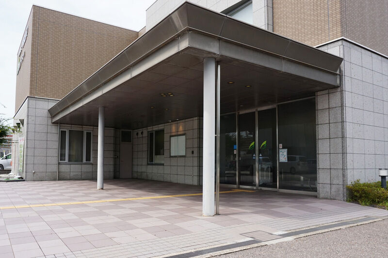 高岡シティホール 入口１