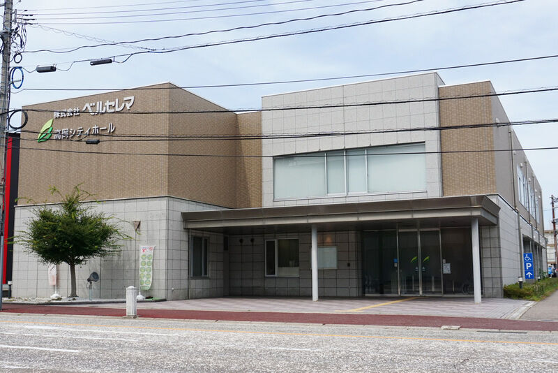 高岡シティホール 外観