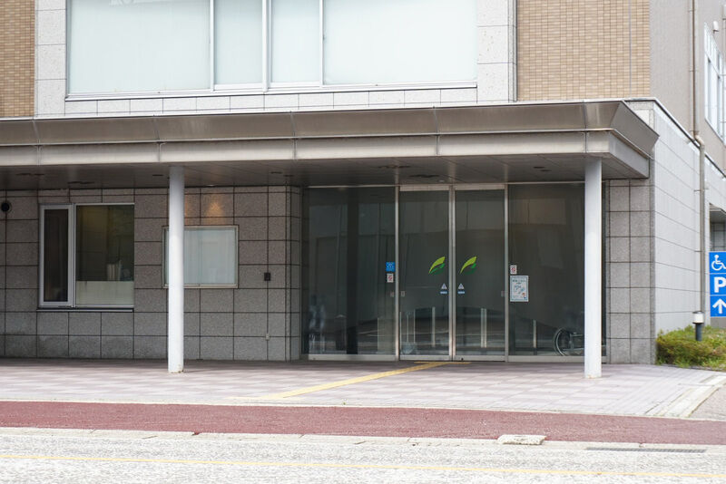 高岡シティホール 入口２