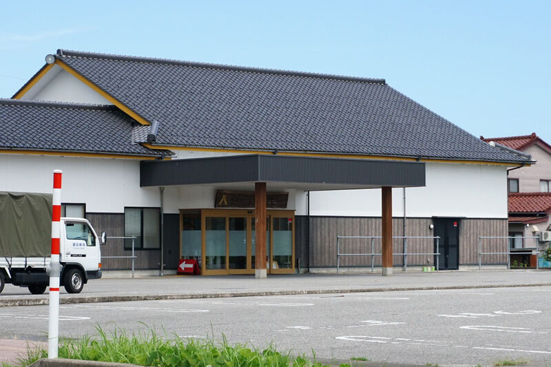藪田会館八千代 入口