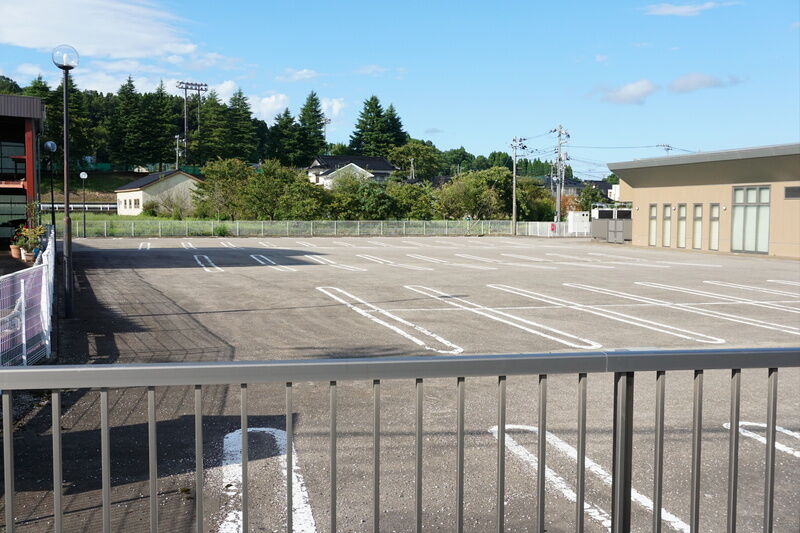 セレモニーホール小矢部 駐車場