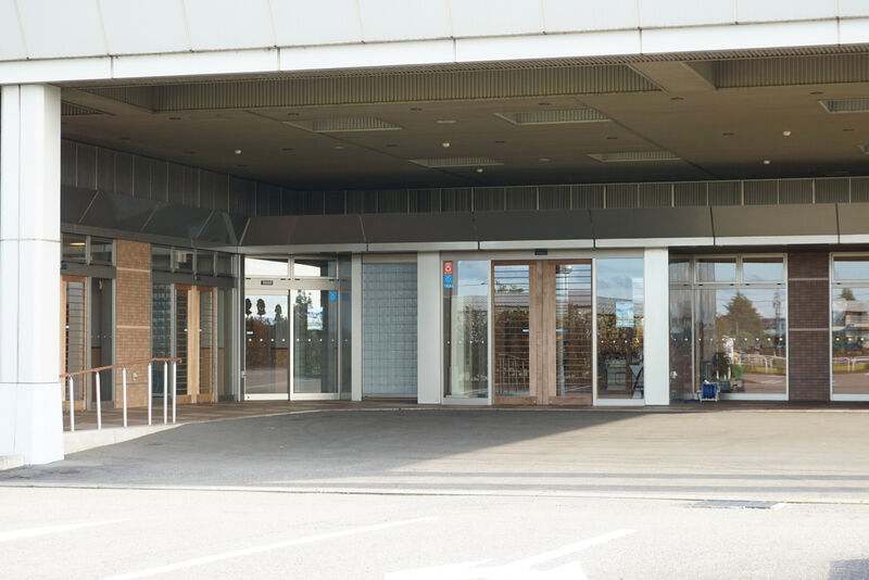 セレモニーホール砺波 入口２