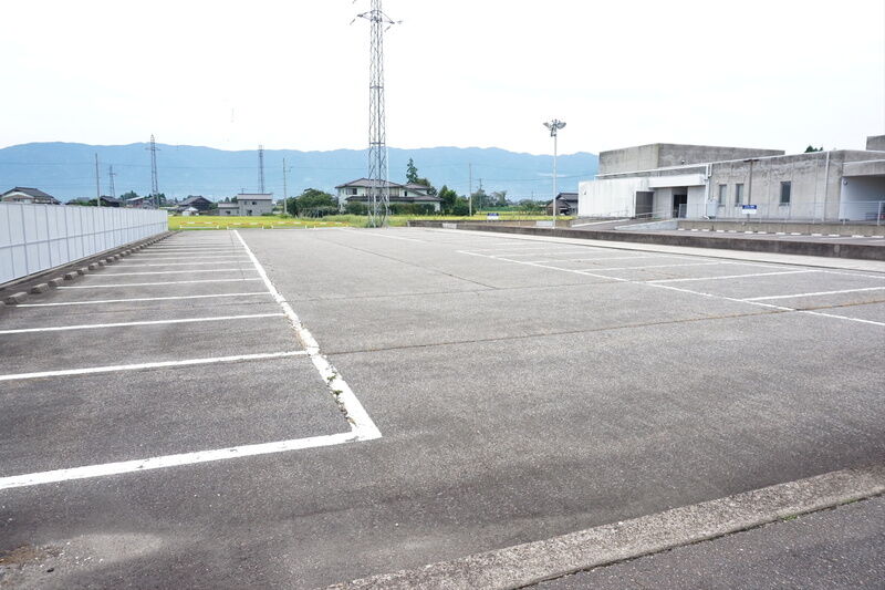 クレオホール 福光 駐車場１