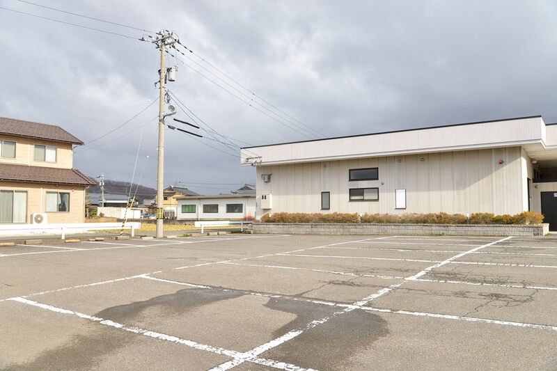 さばえ典礼たちまち 駐車場