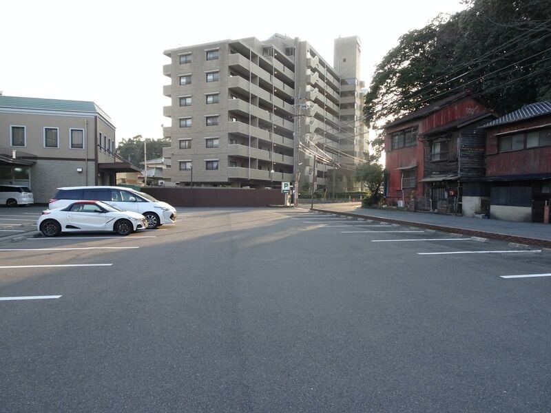 家族葬専用式場はないろ瀬板の森店 駐車場２