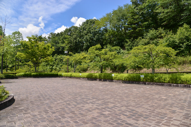 郡山市東山悠苑 駐車場
