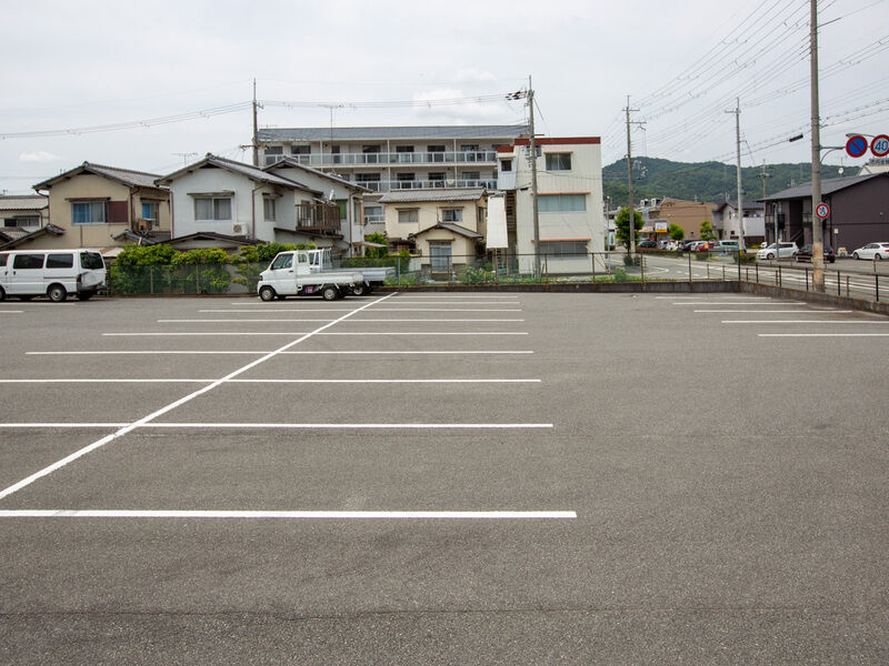 アオイ会館 駐車場