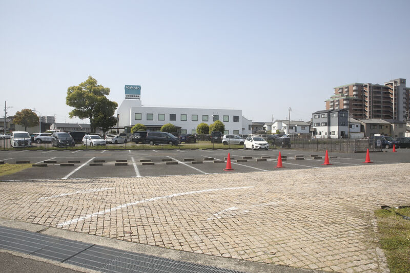 一宮斎場 駐車場