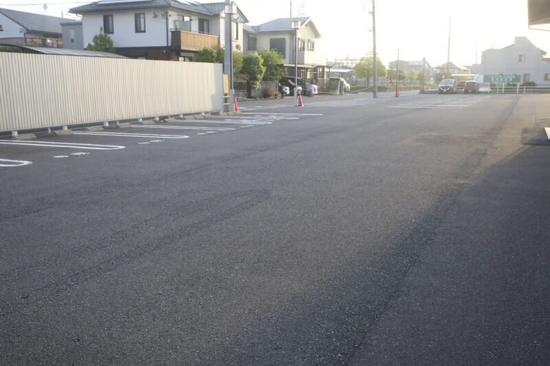 クレストホール伝法寺 駐車場