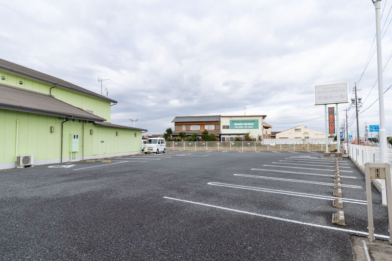 平和ホール 駐車場2