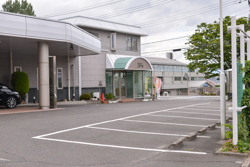 たまのや　こころ斎苑 開成 駐車場