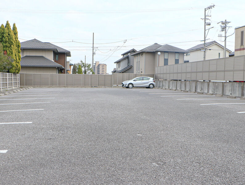 平安会館 東海荒尾斎場 駐車場2