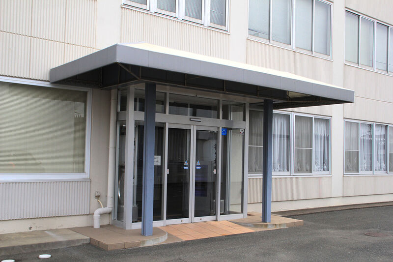 豊隆殿わたつ橋ホール 玄関