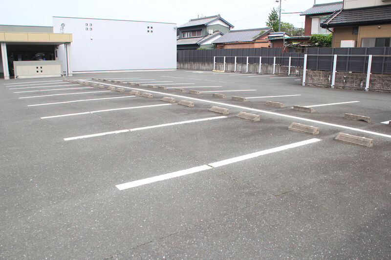 豊隆殿 曙ホール 駐車場