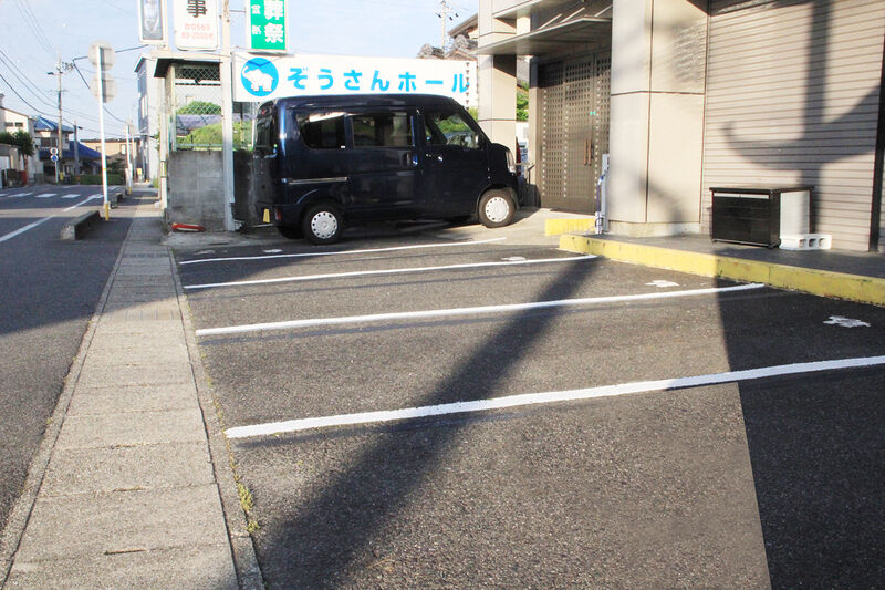 おくむら葬祭　ぞうさんホール 駐車場