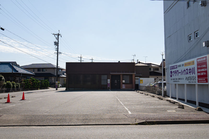 家族葬の栞 中川 駐車場1
