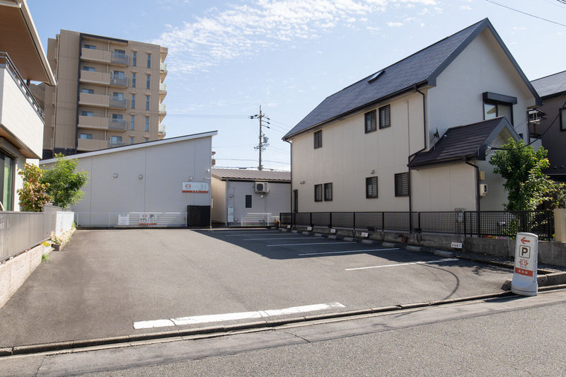 スズソウ高畑庵 駐車場1