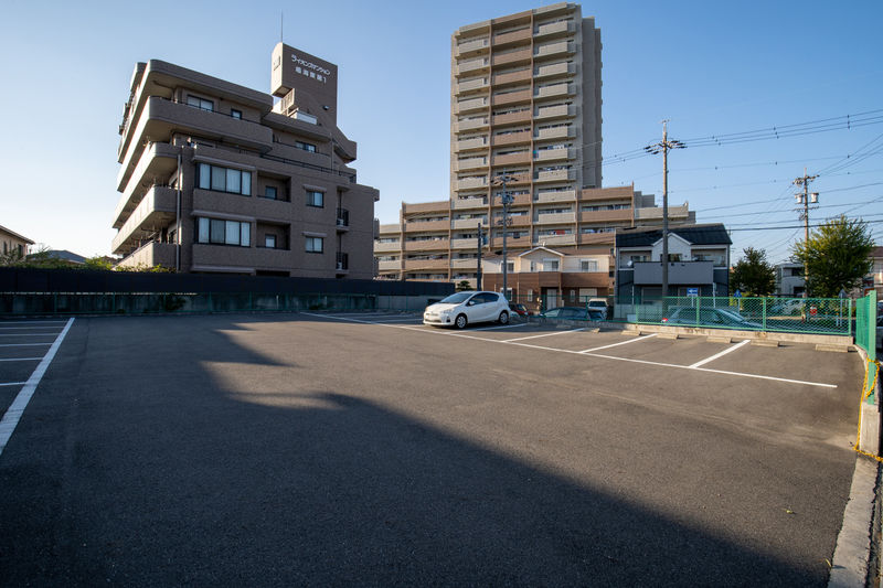 愛昇殿レクストの杜 徳重平手 駐車場3
