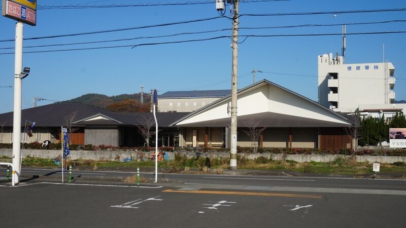四国中央セレモニー会館 外観4