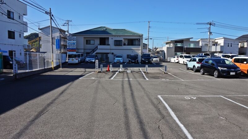宮西店本店 駐車場