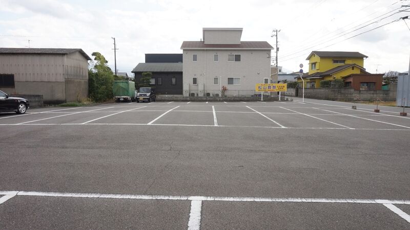 久米会館 駐車場
