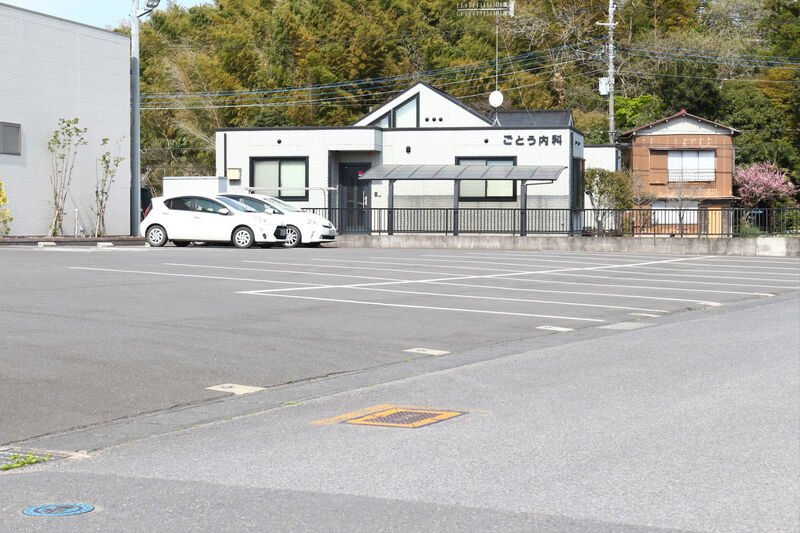 本多屋石岡ホール 駐車場