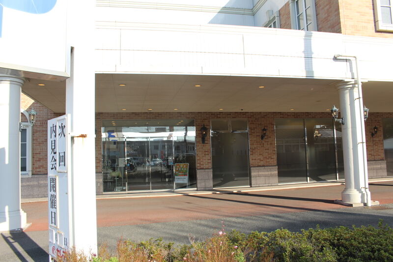 東岡山シティホール 外観２