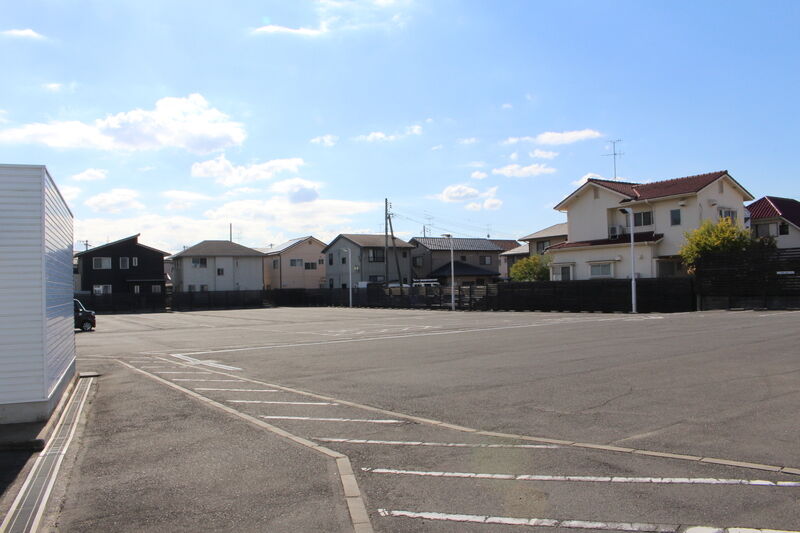 エヴァホール庭瀬 駐車場１