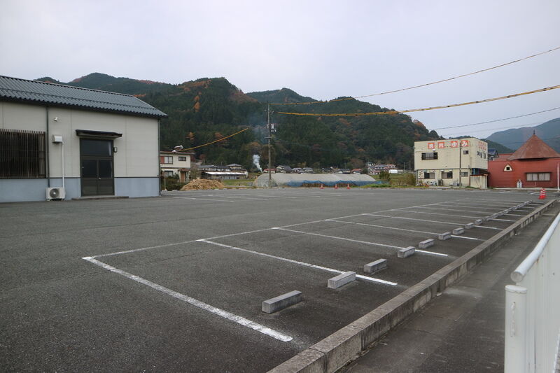 メモリー大佐ホール 駐車場１