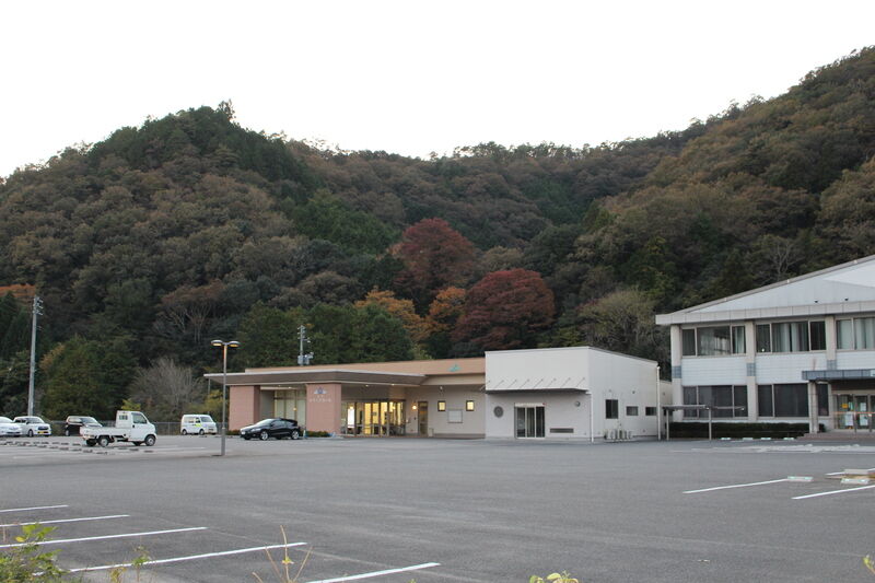 やすらぎホール赤磐吉井