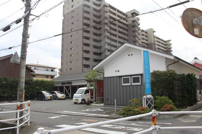 エヴァホール中央 外観１
