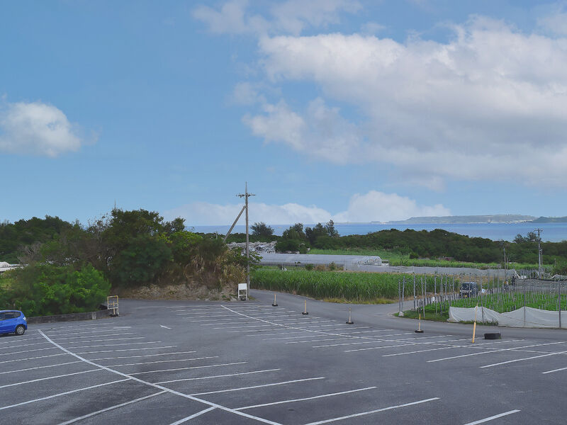 具志川葬祭場 駐車場2